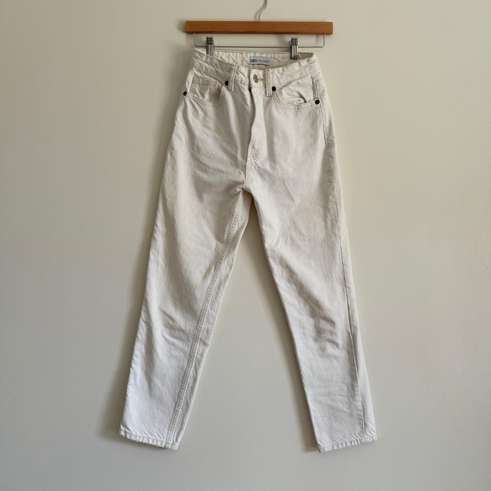 Zara White High-Rise Straight Leg Jeans - Size 2